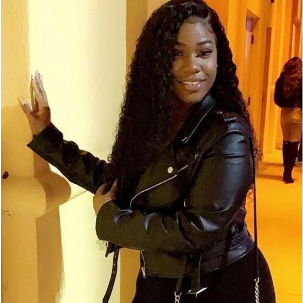 black pleather crop jacket !! Good condition